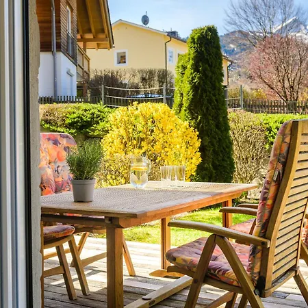 Alpenhirsch Apartment *